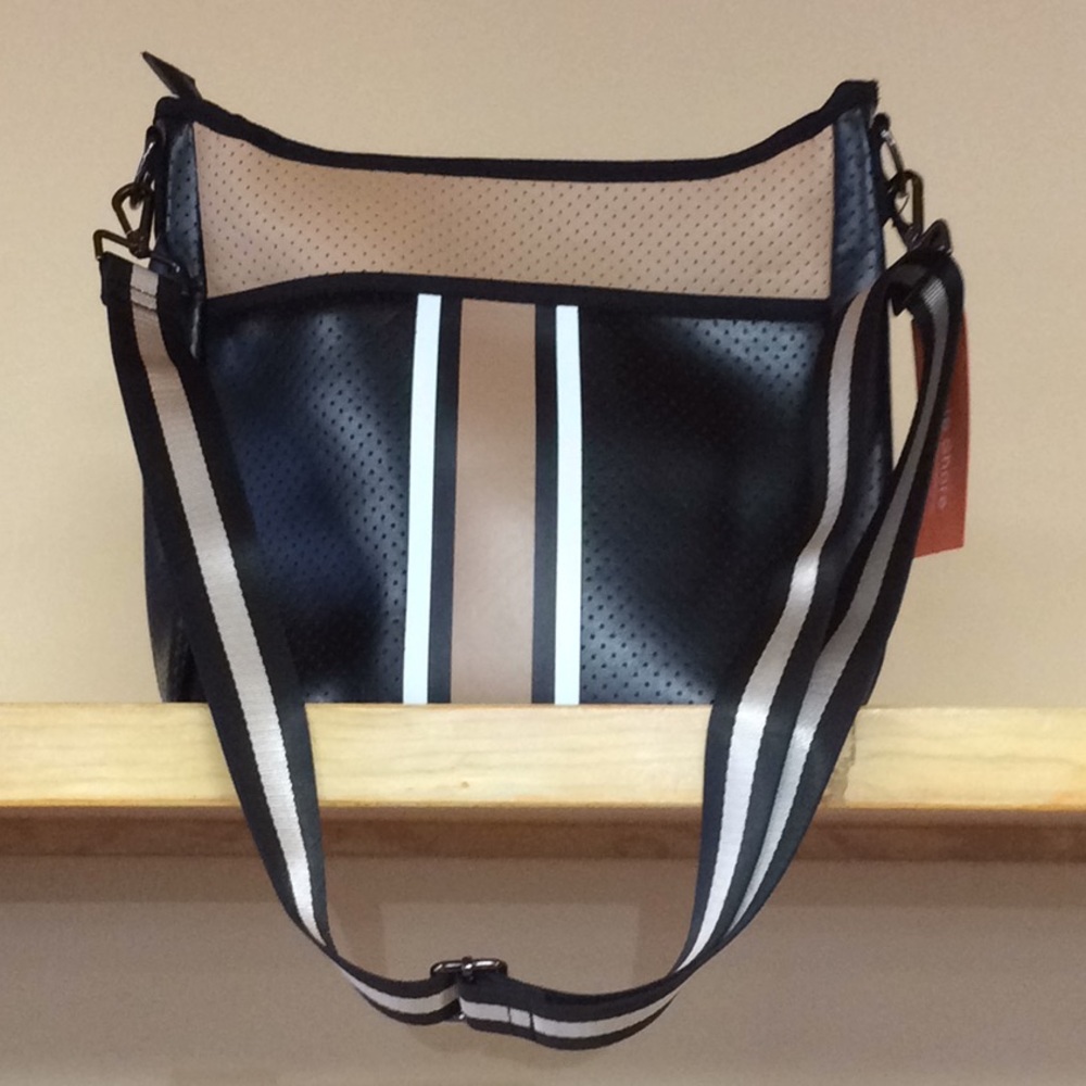 NWT Haute Shore